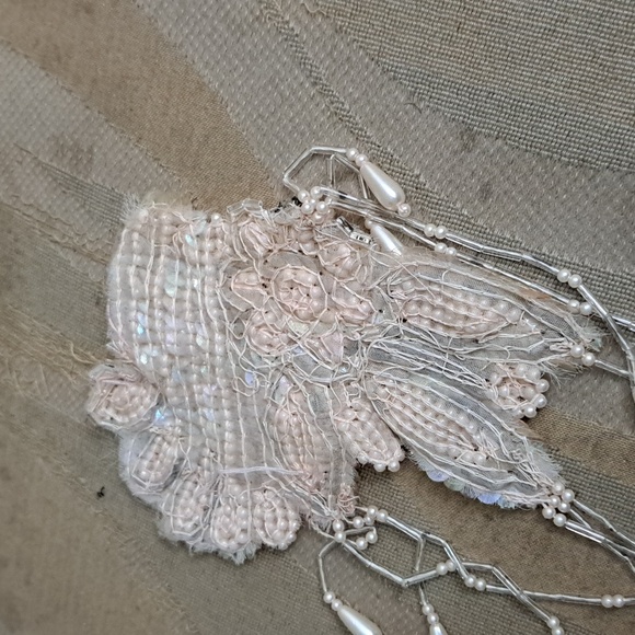 Pink Sequin Epaulets w Pearl Fringe - Picture 4 of 5